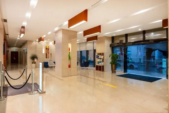 Holiday Inn Express Shenzhen Luohu