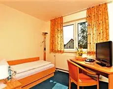 Hotel Zum Grunen Tor Hoppegarten 