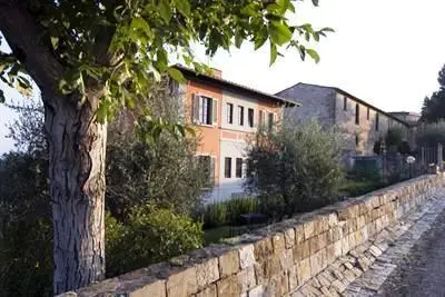 Tenuta Torre Rossa Farm & Apartments