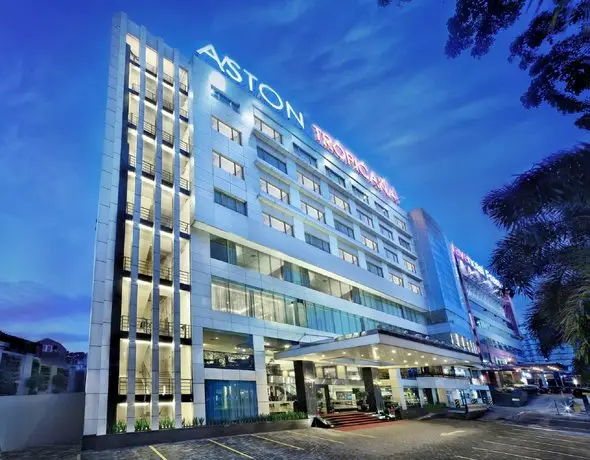 Aston Tropicana Hotel & Plaza