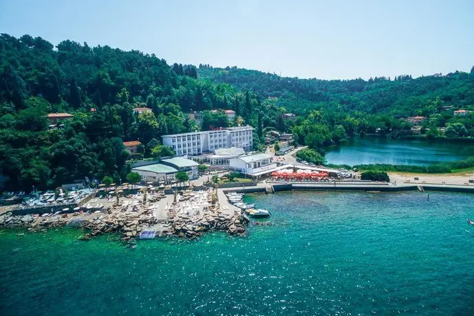 Barbara Piran Beach Hotel & Spa