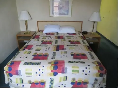 Homestyle Inn and Suites Springfield 