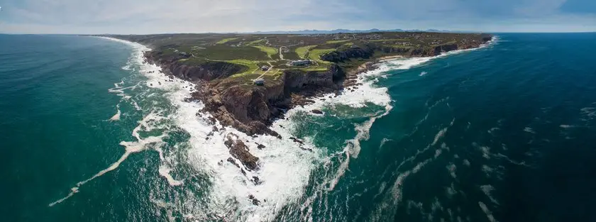 Pinnacle Point Beach and Golf Resort 