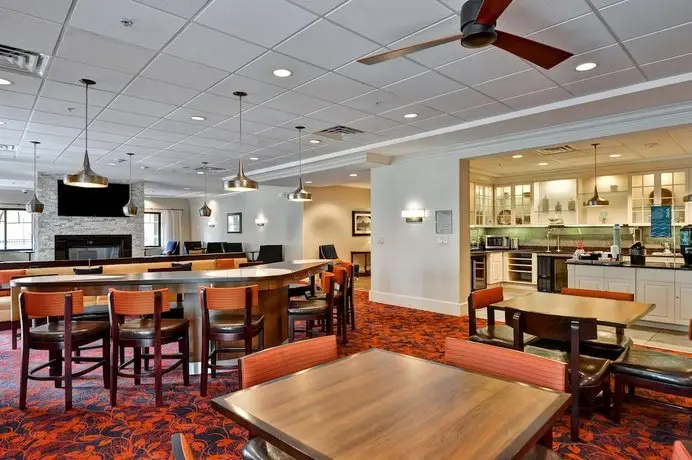 Homewood Suites by Hilton Cambridge-Arlington