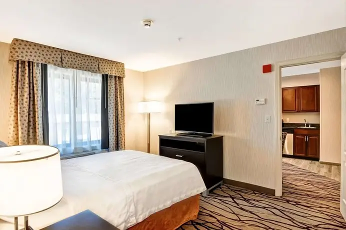 Homewood Suites by Hilton Cambridge-Arlington 