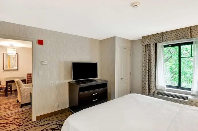 Homewood Suites by Hilton Cambridge-Arlington 