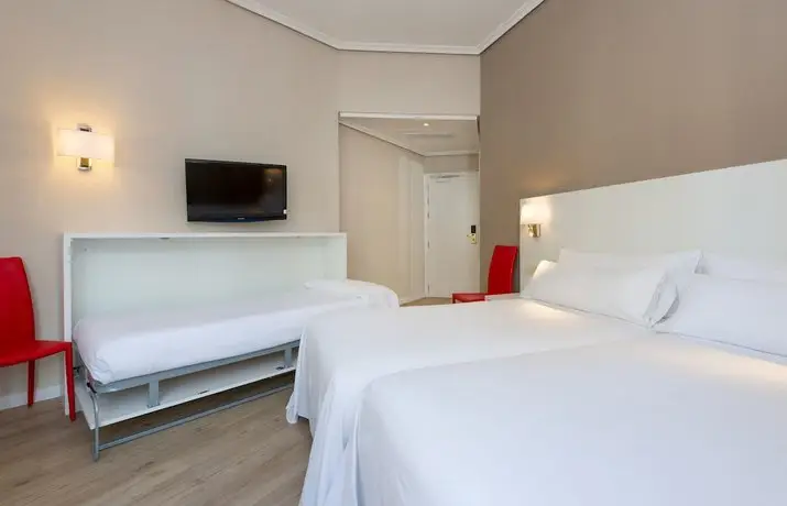 Hotel Madrid Gran Via 25 Managed by Melia 