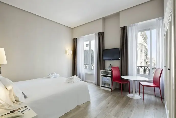 Hotel Madrid Gran Via 25 Managed by Melia 