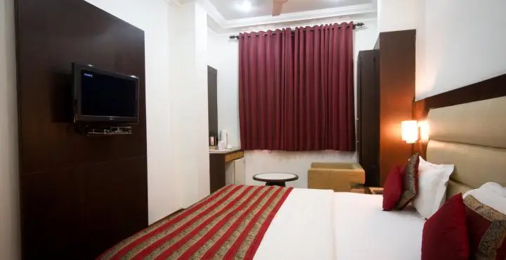 Hotel Chanchal Continental 