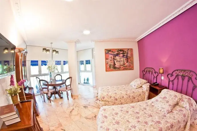 Apartamentos Las Brisas Santander 