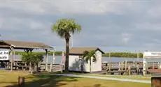 Dockside Inn & Resort 