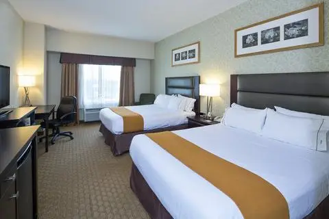 Holiday Inn Express Hotel & Suites Ottawa Airport 