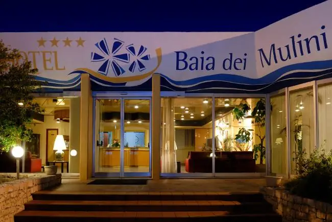 Hotel Club Baia Dei Mulini 