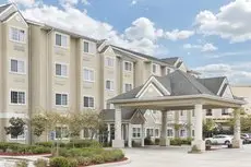 Microtel Inn and Suites Baton Rouge Airport 