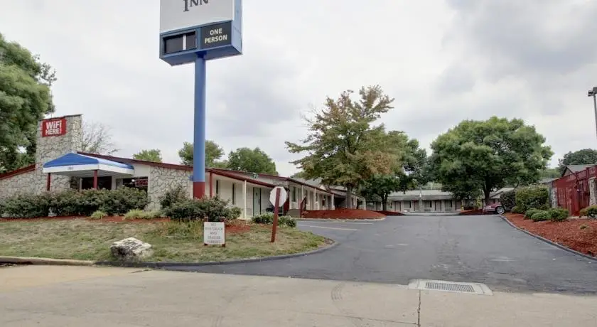 Motel 6 Fenton MO 