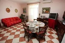 Split Apartments Peric 