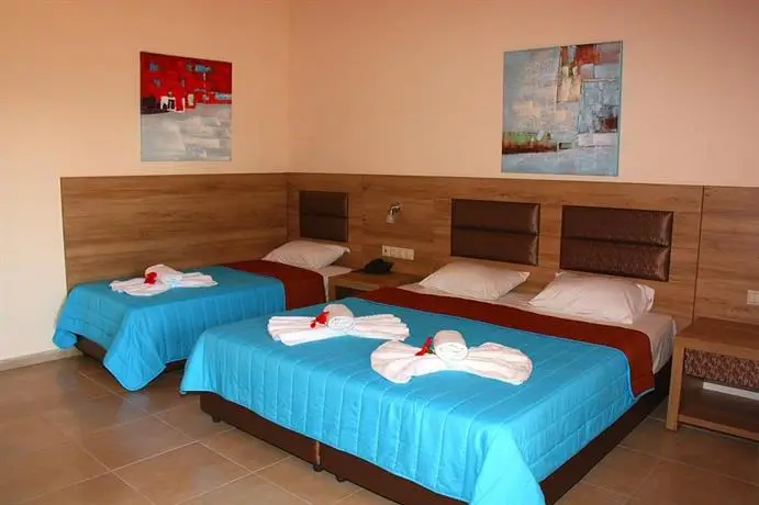 Blue Aegean Hotel & Suites 