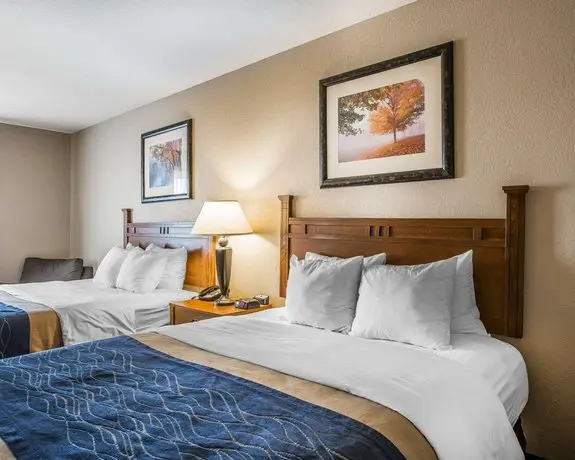 Comfort Inn & Suites Blue Ridge 