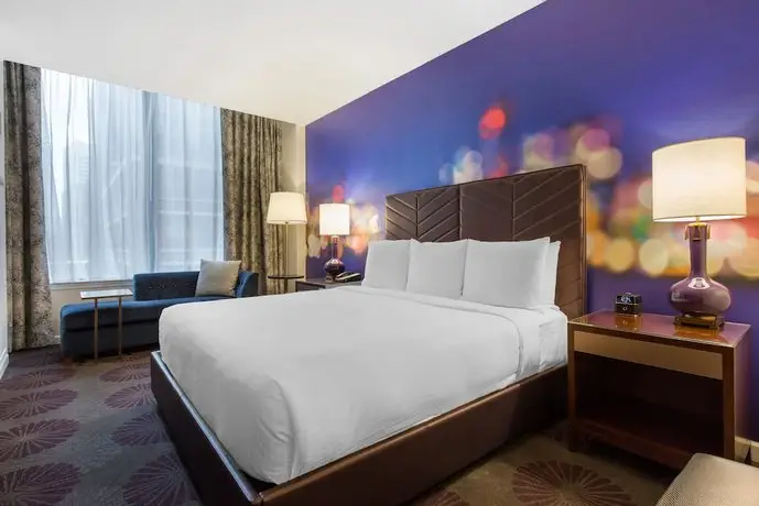 Cambria Hotel & Suites Chicago Magnificent Mile 