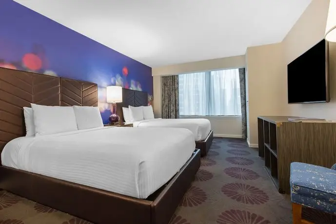 Cambria Hotel & Suites Chicago Magnificent Mile 