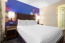 Cambria Hotel & Suites Chicago Magnificent Mile 