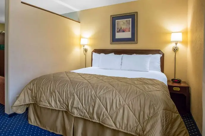 Clarion Inn Merrillville 