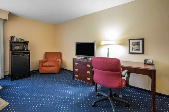 Clarion Inn Merrillville 