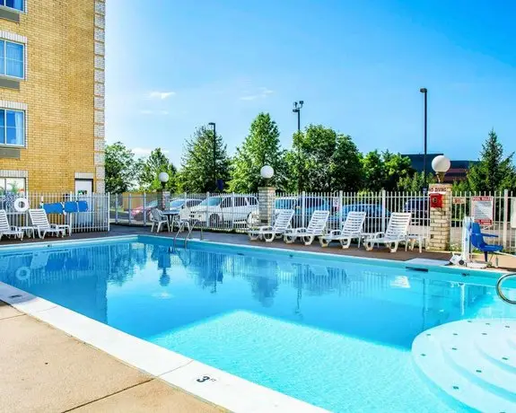 Quality Inn and Suites CVG Airport 