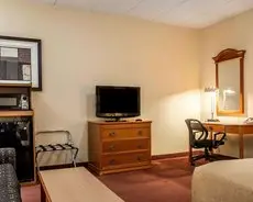 Quality Inn and Suites CVG Airport 