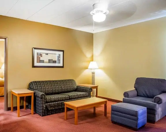 Quality Inn and Suites CVG Airport 