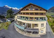 Hotel Arzlerhof 