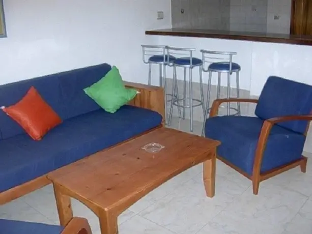 Apartamentos Montemar 