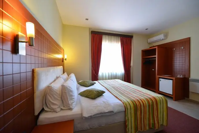 City Hotel Tirana 