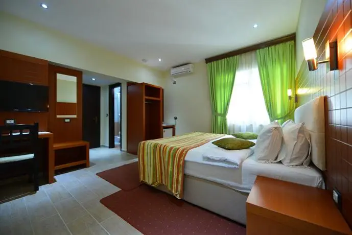 City Hotel Tirana 