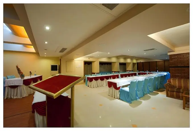 Hotel Shri Ram Excellency 