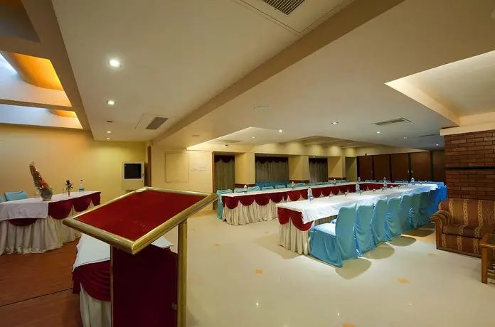 Hotel Shri Ram Excellency 