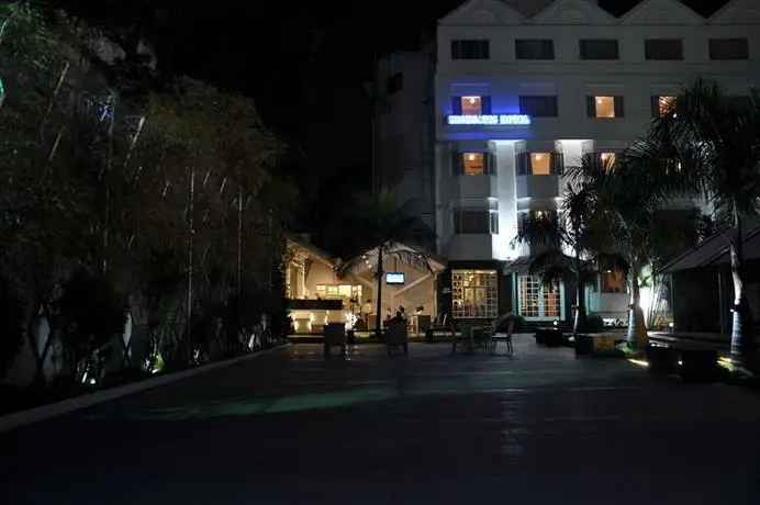 Highgates Hotel 