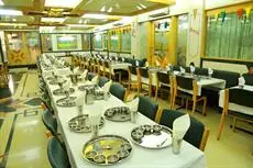 Hotel Shreyas Pune 