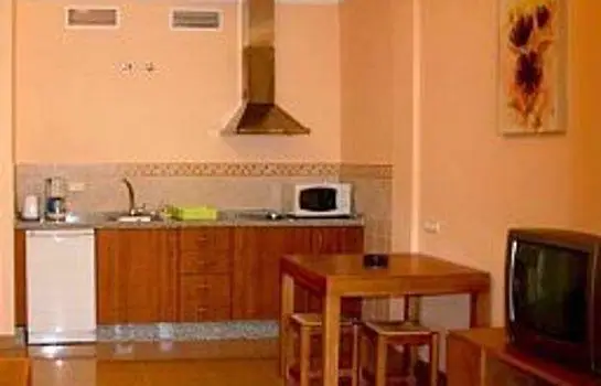 Apartamentos Maria Del Carmen 