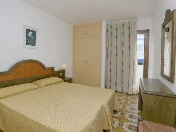 Apartamentos Bon Lloc