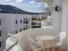 Apartamentos Bon Lloc 