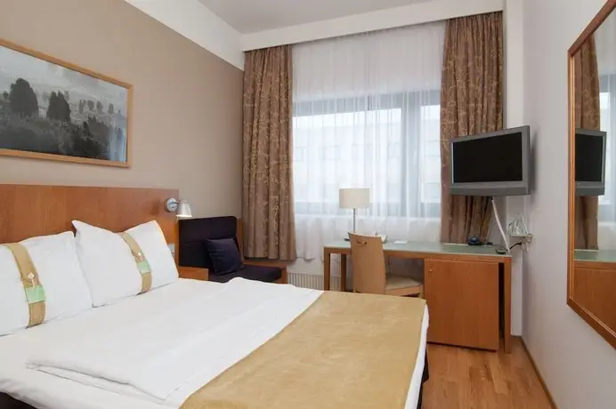 Holiday Inn Helsinki-Vantaa Airport 