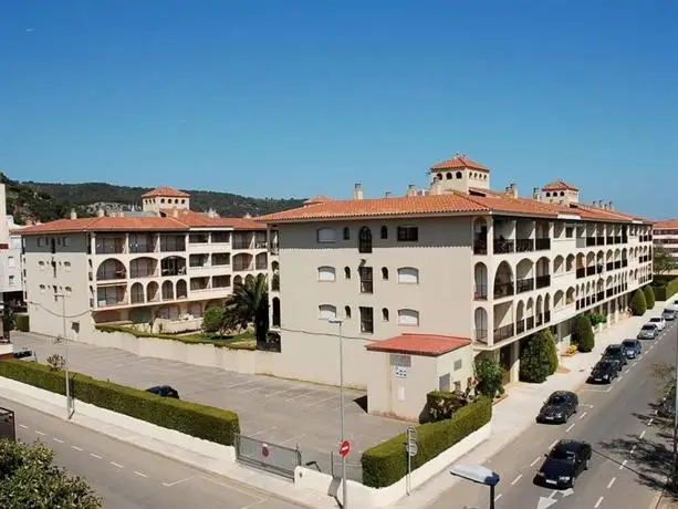 Apartamentos Jademar 