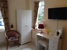 Rayrigg Villa Guesthouse 