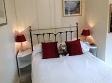 Rayrigg Villa Guesthouse 