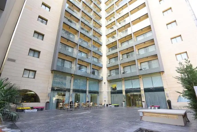 Ramada by Wyndham Downtown Beirut 