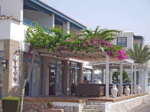 Tasmaria Aparthotel 