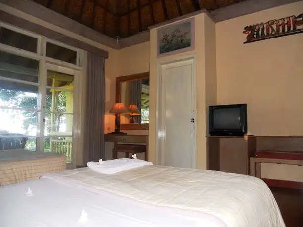 Bali Lovina Beach Cottages 