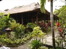 Bali Lovina Beach Cottages 