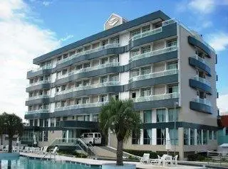 Oceania Park Hotel & Convention Center 